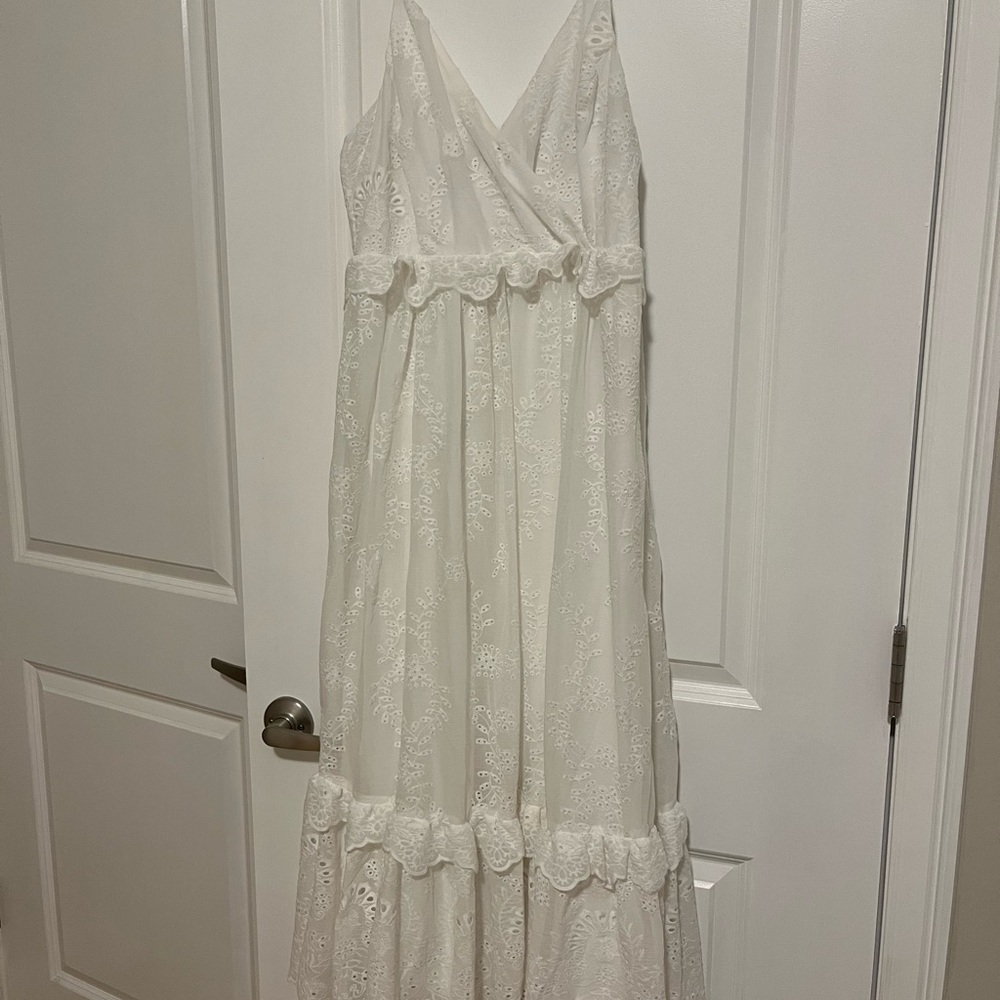 Lulu’s White Midi Dress